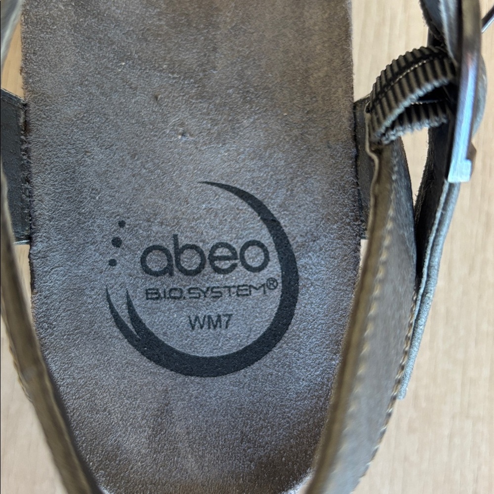 Abeo Women’s Piper Gray Laser-Cut Leather Sandals - Comfortable Everyday Fit - Picture 5 of 7